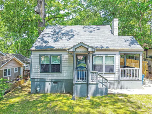 Lovely 3BR 3BA Home minutes from Airport/Downtown Atlanta - 3つ星