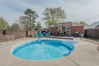 Millhouse - piscina