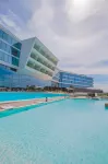 Hilton Pilar - Pools