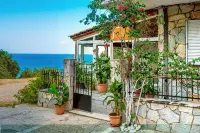 Faro Del Porto Hotels in Elios Proni