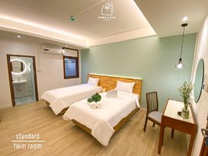 Need a NAP Hostel Phrae