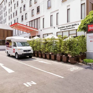 Ibis Bangkok Sukhumvit 4 Отели рядом с достопримечательностью «Сукхумвит»