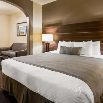 Best Western Plus Hill Country Suites