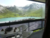Le Bec Rouge (Le Lac) Hotels in Tignes