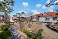 Gapyeong Adelheim Pension (Dogs Allowed, Group Rooms, Spa)
