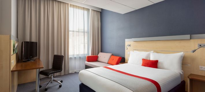 Holiday Inn Express EDINBURGH CITY CENTRE by IHG Hotels in Edinburgh