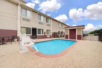 Super 8 by Wyndham Waxahachie TX Hotels in Midlothian