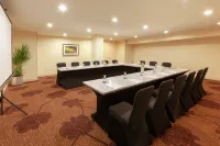 Hilton Garden Inn Pittsburgh University Place - Business