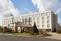 Embassy Suites by Hilton Piscataway Somerset Hotels in 