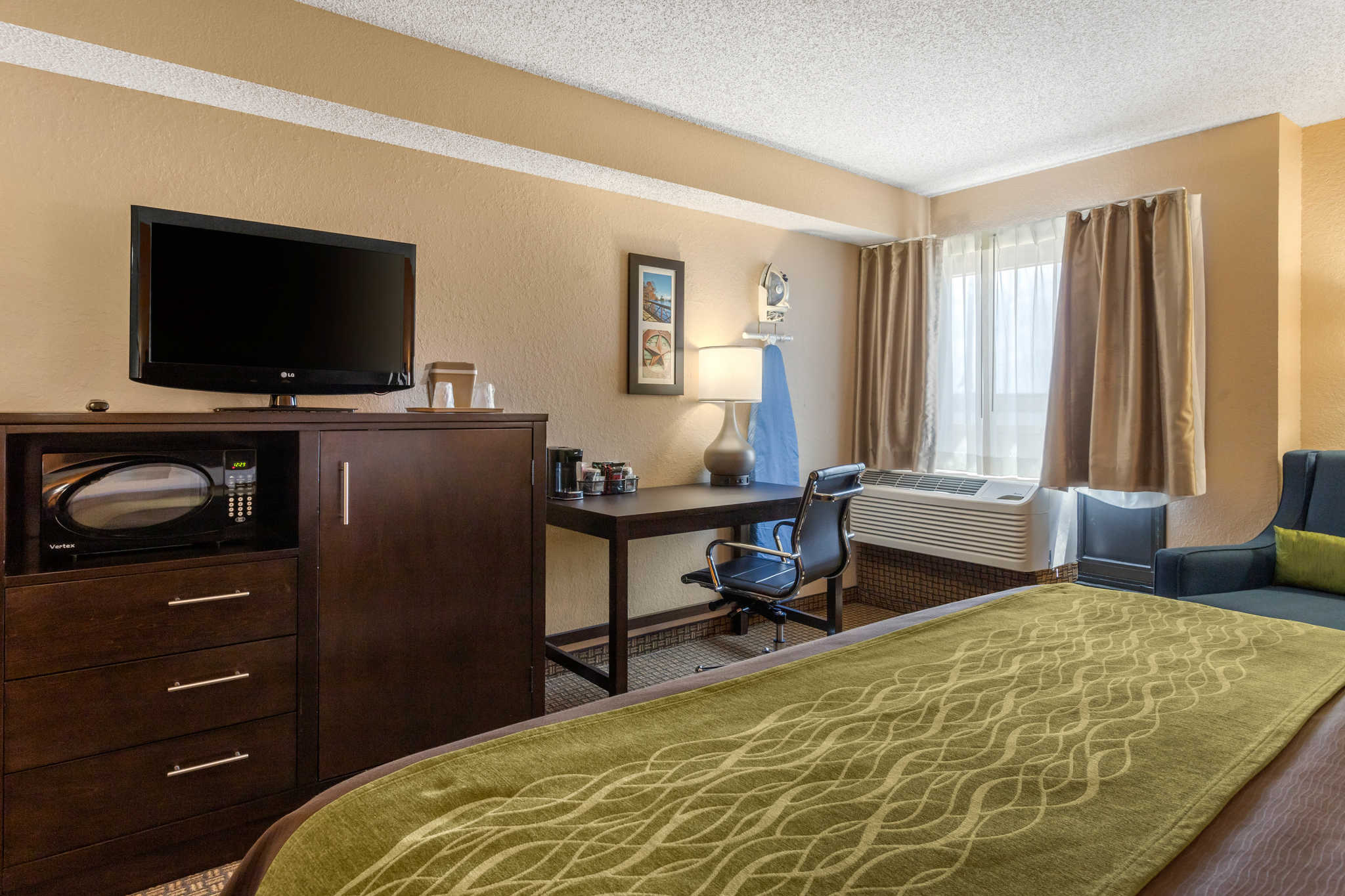 Comfort Inn 290/NW