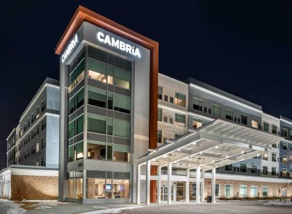 Cambria Hotel Bloomington Mall of America Minneapolis Airport