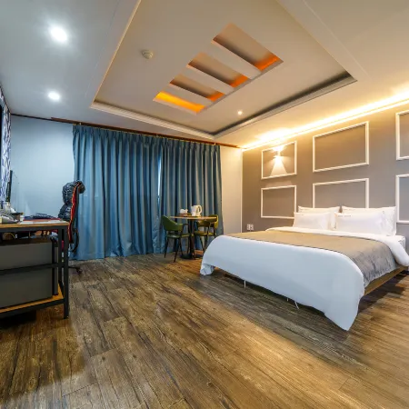 Vivaldi Motel