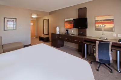 Holiday Inn Express & Suites Columbus Edinburgh Hotels in German Township