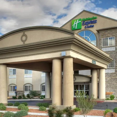 Holiday Inn Express & Suites Carlsbad by IHG
