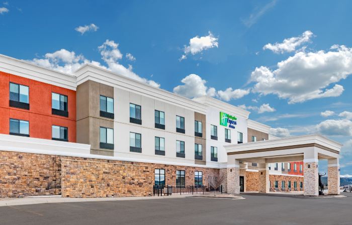Holiday Inn Express & Suites TRINIDAD by IHG
