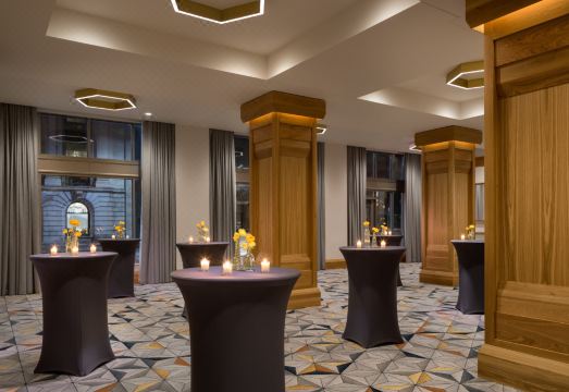 Kimpton SCHOFIELD HOTEL by IHG
