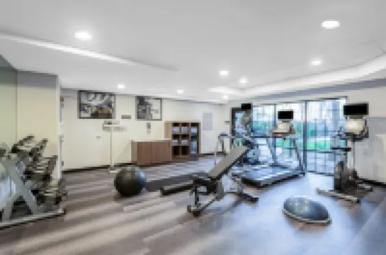 สเตย์บริดจ์ สวีทส์ ฟีนิกซ์ - เกลนเดล สปอร์ตส์ ดิสทริก บาย IHG โรงแรมในเกลนเดล