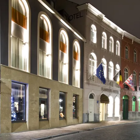 Flanders Hotel