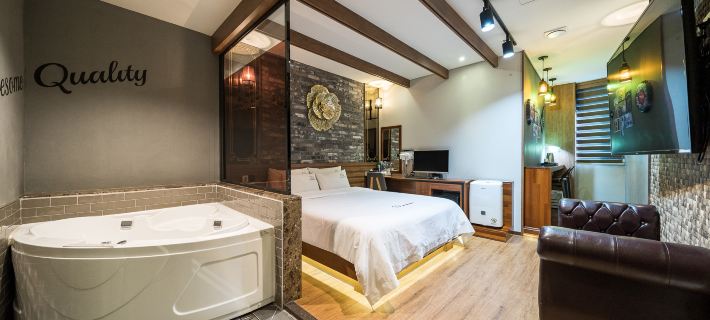 Sacheon CG Hotels in Sacheon