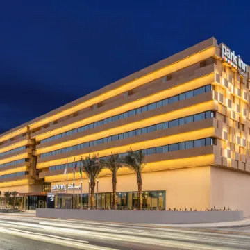 Park Inn by Radisson Riyadh Hotels near Riyadh Train Station