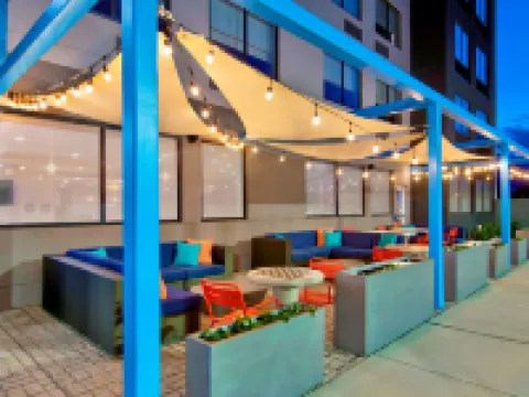 Tru by Hilton Ashburn One Loudoun Hotels in Ashburn