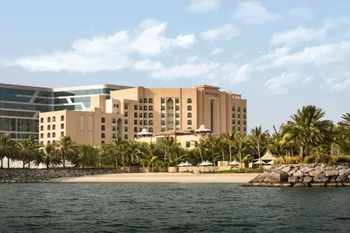 Traders Hotel，Qaryat AI Beri, Abu Dhabi