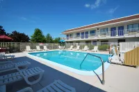 Motel 6 Windsor Locks, CT - Hartford Hotels in Windsor Locks