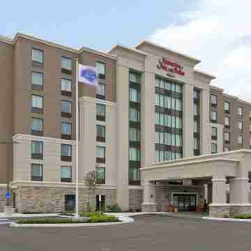 Hampton Inn & Suites by Hilton Toronto - Markham, Ontario Hotel Exterior