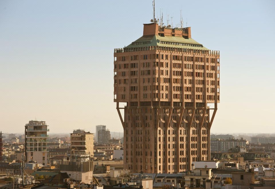 카스텔로 스포르제스코 스위트 객실 내부 모습