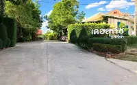 เดอลุกซ์รีสอร์ทพิษณุโลก - รีสอร์ท