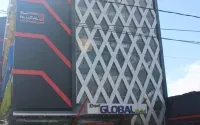 Royal Global Hotel Hotels near Tahu Walik G.Obos VII