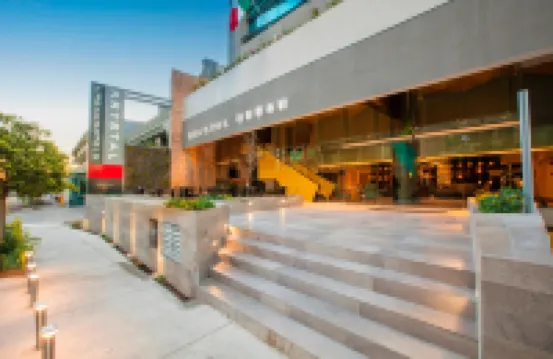 Krystal Urban Guadalajara Hotels near Residence Casa Jalisco