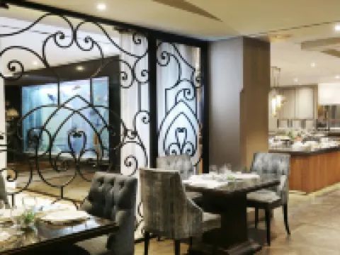 Four Points by Sheraton Lahore ラホールのホテル