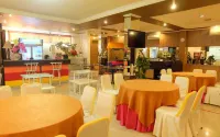 Sarison Hotel & Convention Hotels in Manggala