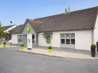 Kyriad Meaux Sud - Nanteuil les Meaux Hotels in Tancrou