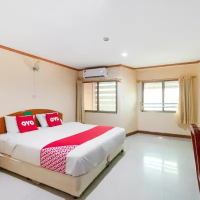 ชัยพฤกษ์ แกรนด์ โฮเท็ล โรงแรมใกล้สวนน้ำบุ่งตาหลั่วเฉลิมพระเกียรติรัชกาลที่ ๙