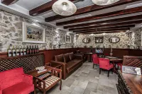 Heritage Hotel & Estate Raznjevica Dvori AD 1307 - 5 stelle