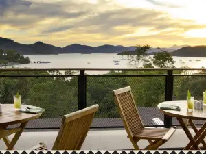Top 8 Four-Star Hotels in Coron