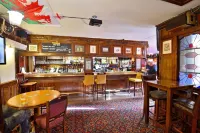The Angel Hotel - bar