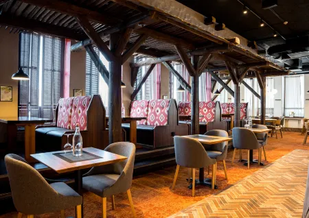 Original Sokos Hotel Vaakuna Joensuu Отели рядом с достопримечательностью «Ботания»