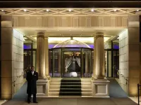 Royal Olympic Hotel Hotels near Koukaki