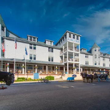 Lake View Hotel