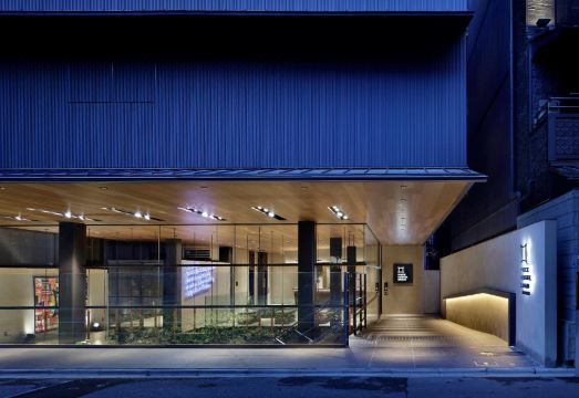 4. 피스 호스텔 산..