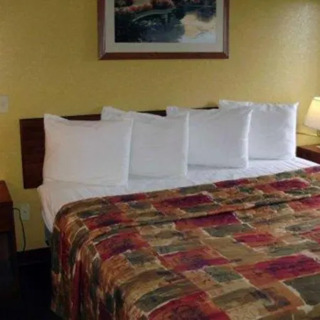 Rodeway Inn Salina North