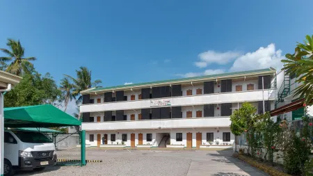 RedDoorz @ Picas Sagkahan Tacloban Отели в г. Лейте