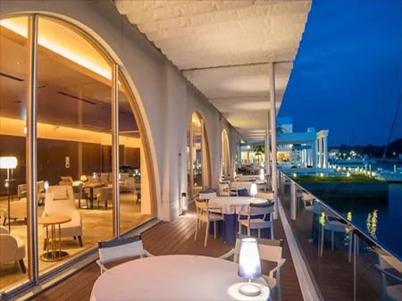 Hotel Limani Отели рядом со станцией JR Iri station