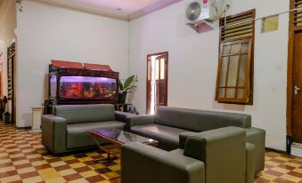 Hotel Malang Near Alun Alun Malang RedPartner