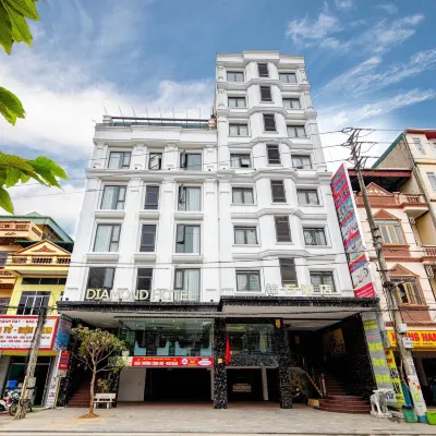 Diamond Hotel Hotels near Hồ Chí Minh Park