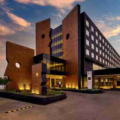 Essentia Luxury Hotel Indore Hotel Exterior