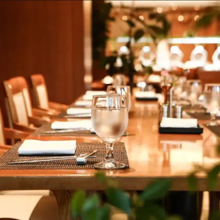 Sejong Hotel Seoul Myeongdong Отели рядом с достопримечательностью «Станция метро Chungmuro»